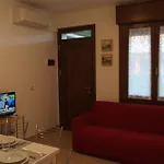 Modern Flat With Garden - Beahost アパート